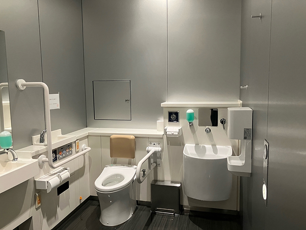 バリアフリートイレ
